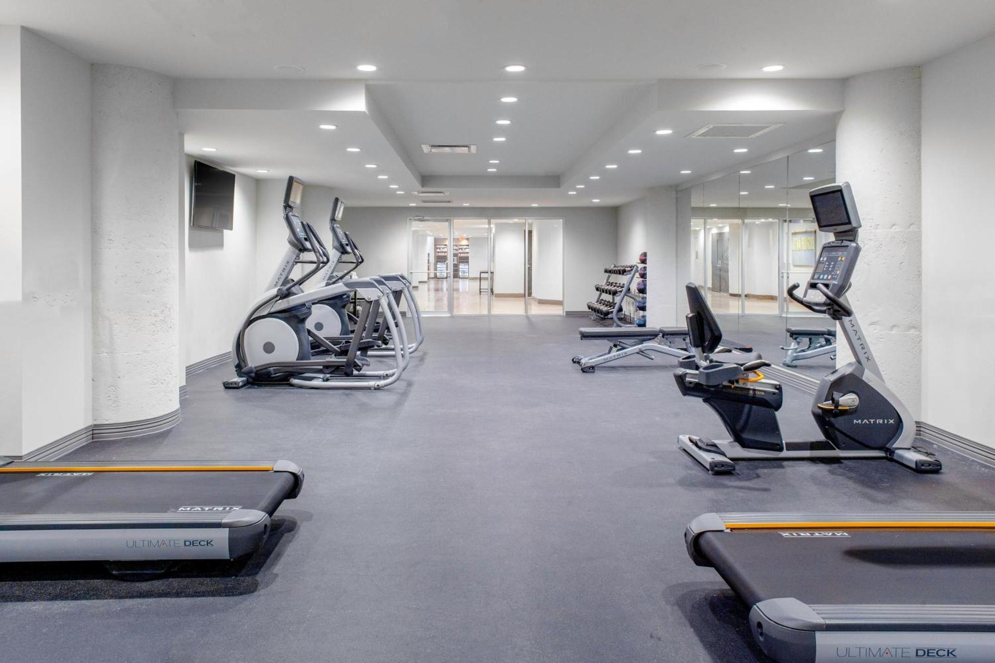 Towneplace Suites By Marriott Dallas Downtown מראה חיצוני תמונה