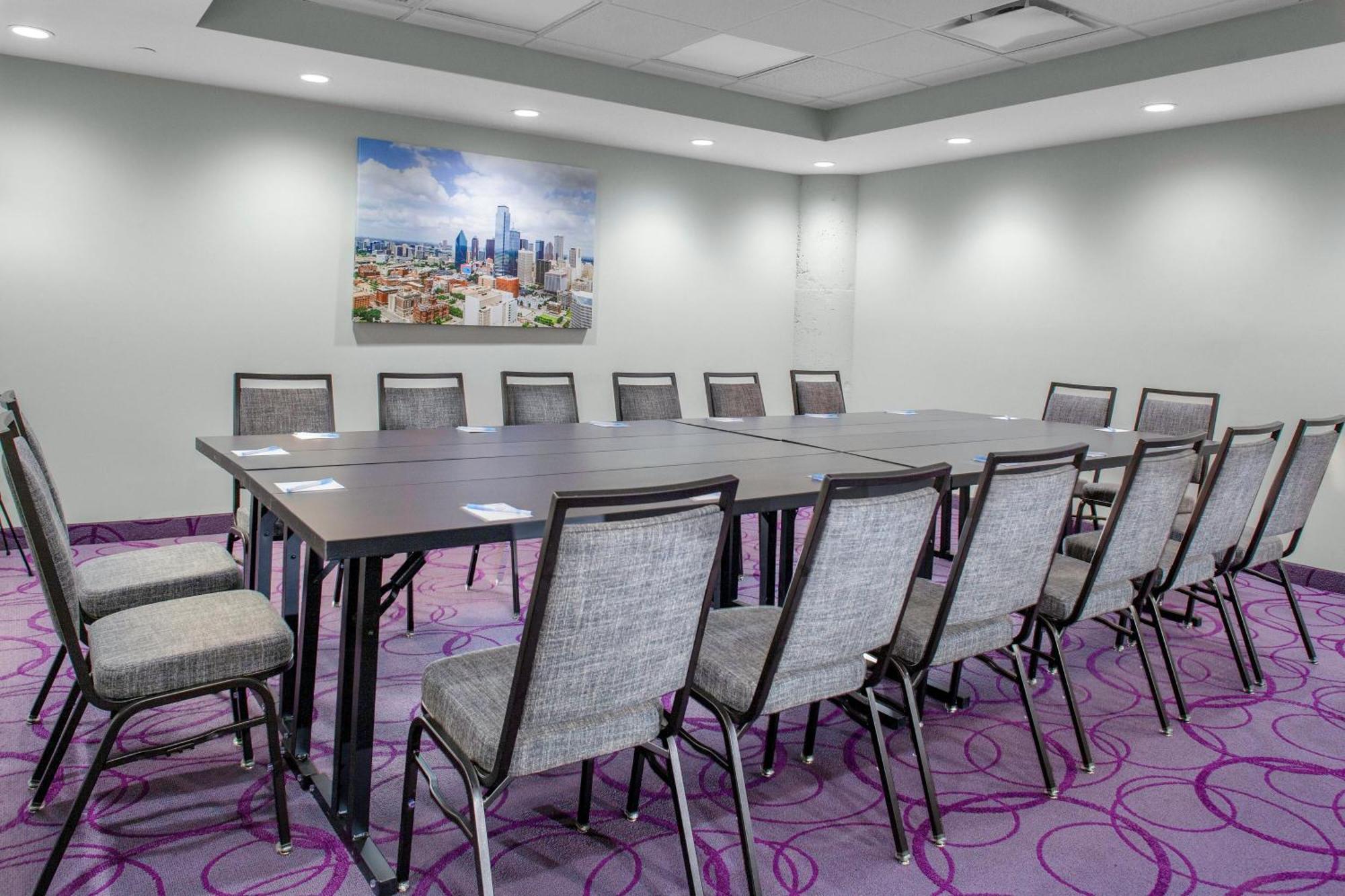 Towneplace Suites By Marriott Dallas Downtown מראה חיצוני תמונה